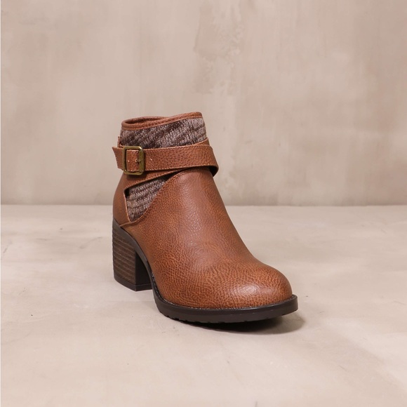 NWT Sweater Boot with Buckle Detail - Picture 2 of 4